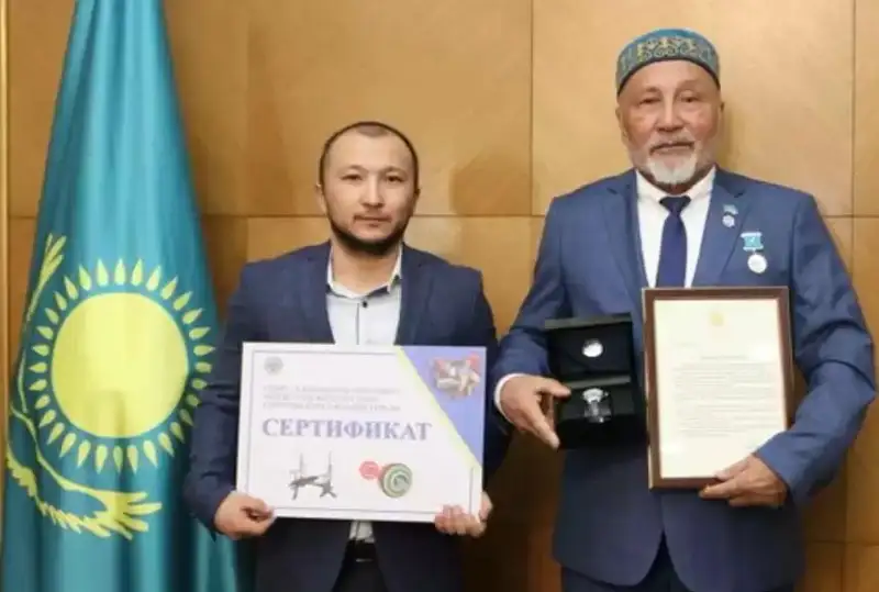 Давлат раҳбари қарағандилик спорт фахрийсига ташаккурнома йўллади