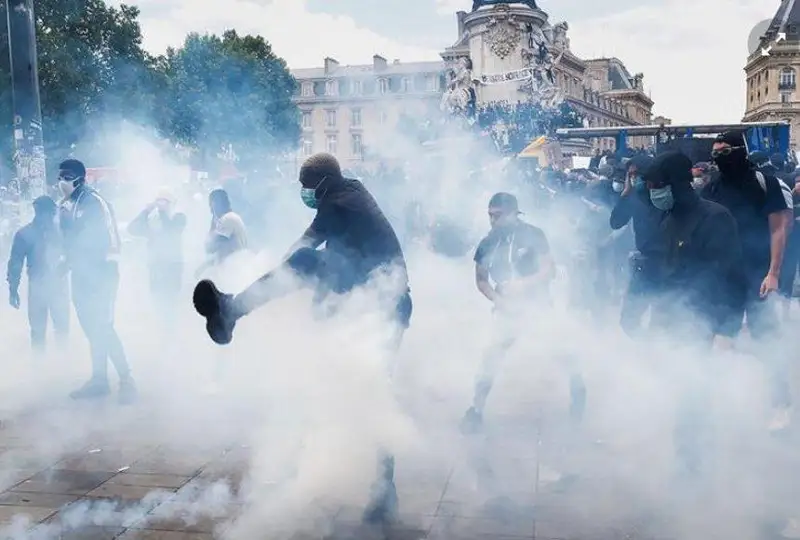 В МВД Франции объявили о прекращении массовых беспорядков в стране