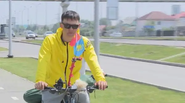 قىتايدان ۆەلوسيپەدپەن شىققان قازاق باۋىرلارىمىز الماتىعا جەتتى