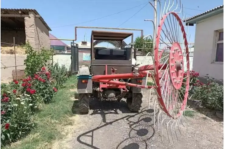 تۇركىستان وبلىسىنىڭ تۇرعىنى گازبەن جۇرەتىن شاعىن تراكتور قۇراستىردى