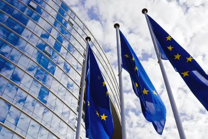 ەۋروپارلامەنت دەپۋتاتتارى تۇركيا مەن سيرياداعى جەر سىلكىنىسى قۇرباندارىن ءبىر مينۋتتىق ۇنسىزدىكپەن ەسكە الدى