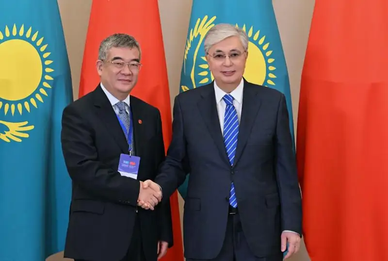 Касым-Жомарт Токаев принял председателя правления CITIC Group Чжу Хэсиня