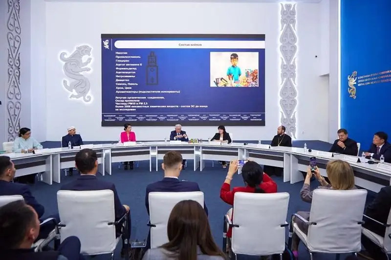 Разрешить нельзя запретить: проблему «вейп-эпидемии» в Казахстане обсудили в Астане