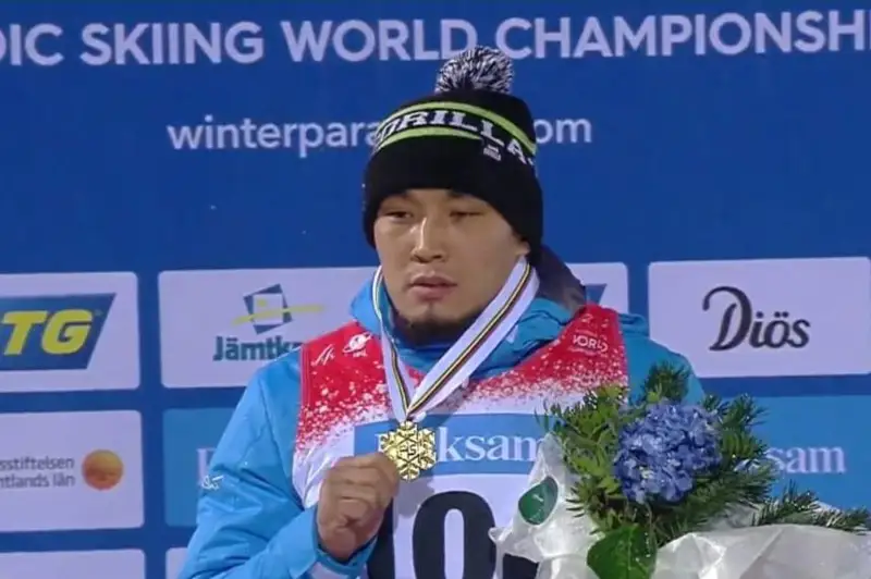 Ербола Хамитова поздравил с «золотом» чемпионата мира аким СКО