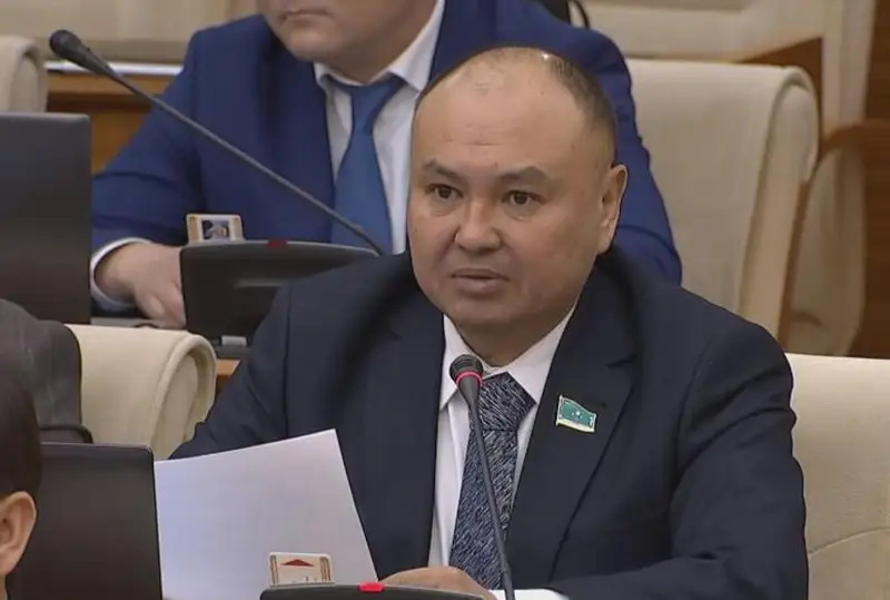 ەرلان سايروۆ: زاڭسىز اكتيۆتەردى قايتارۋ تۋرالى قۇجات - قوعامنىڭ الەۋمەتتىك ادىلەتتىلىككە دەگەن سۇرانىسىنا جاۋاپ