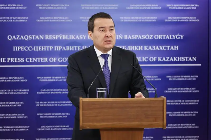 Álıhan Smaıylov bıyl bolatyn ekonomıkalyq ózgeristerdi atady