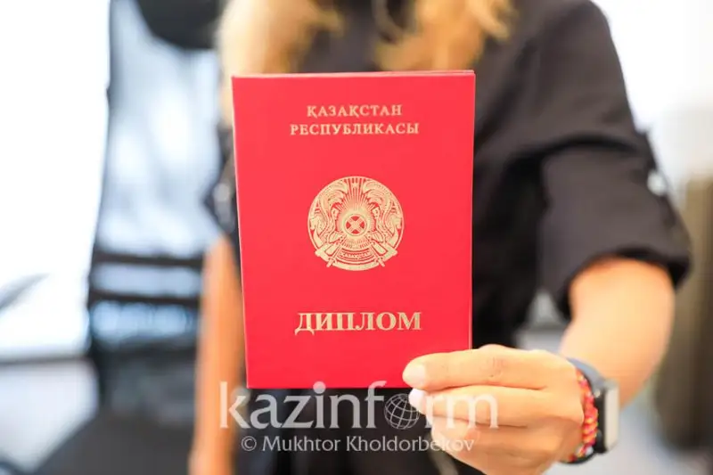 1,3 млн тенге за диплом сына отдала мошеннице жительница Туркестанской области