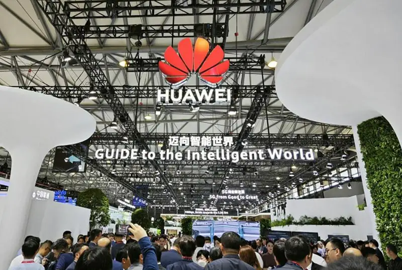 Казахстанская делегация посетила MWC Shanghai 2023: каким будет интеллектуальный мир будущего