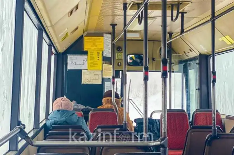 8 naýryz kúni aqtaýlyq qyz-kelinshekter qoǵamdyq kólikte tegin qatynaıdy