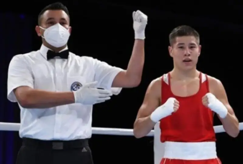 Боксер Оразбек Асылкулов  победил на старте малого ЧМ-2023