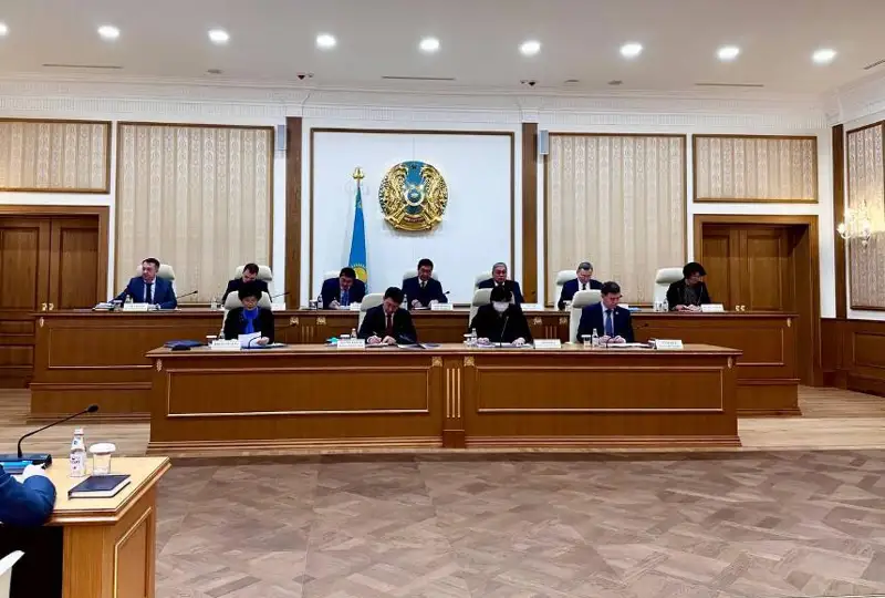 К конституционному производству приняты обращения граждан
