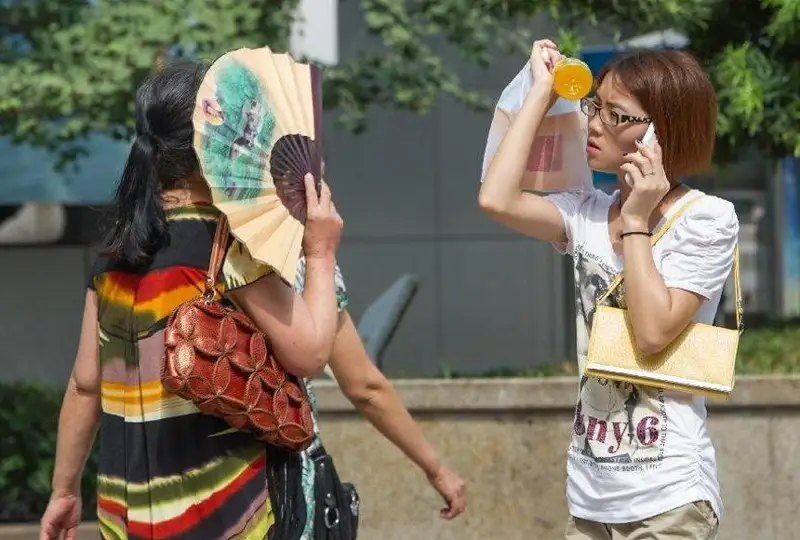 Действие «оранжевого» уровня тревоги в связи с жарой продлили в Китае