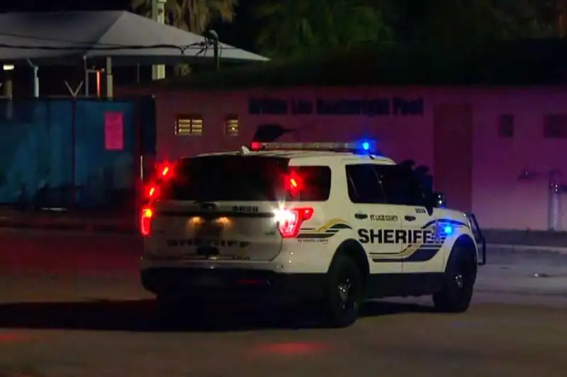 АҚШда байрам чоғида отишмада саккиз киши яраланди