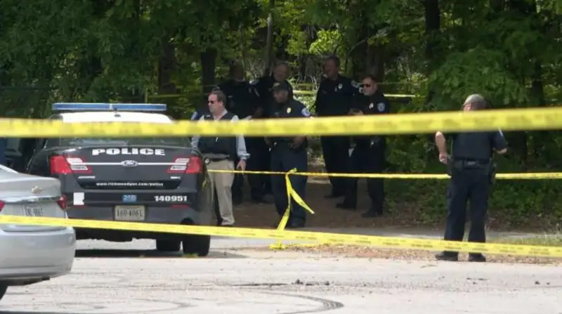 АҚШда битирув маросими чоғида содир бўлган отишмада икки киши ҳалок бўлди