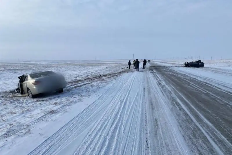 Pavlodar-Qyzylorda tasjolyndaǵy kólik apatynan 2 adam kóz jumdy