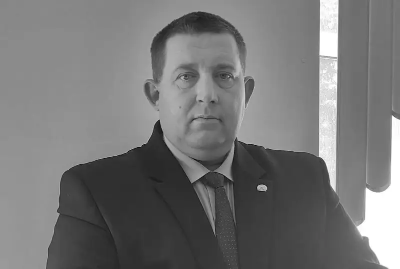 ريددەر قالاسىنىڭ اكىمى قايتىس بولدى
