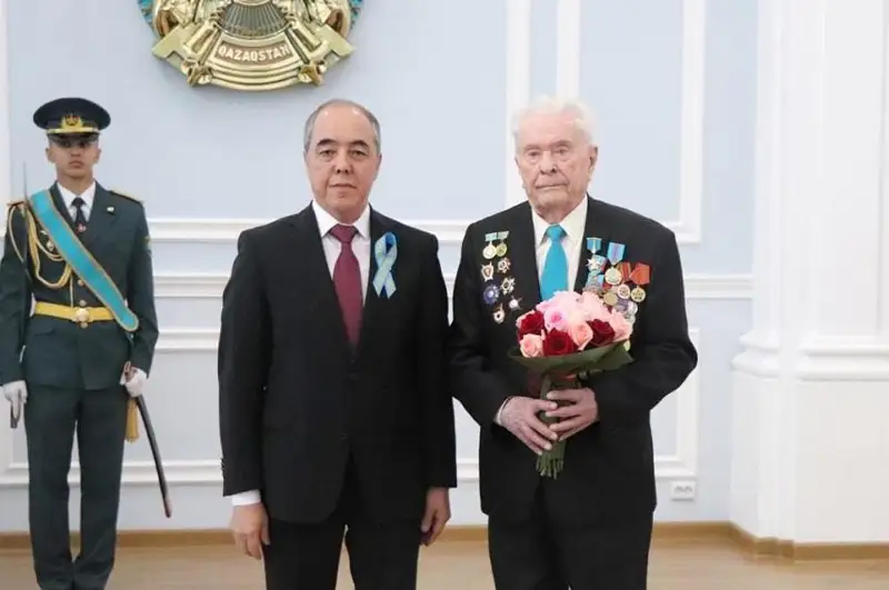 Oralda Ivan Gapıchke Altyn juldyz ben «Otan» ordeni tabys etildi