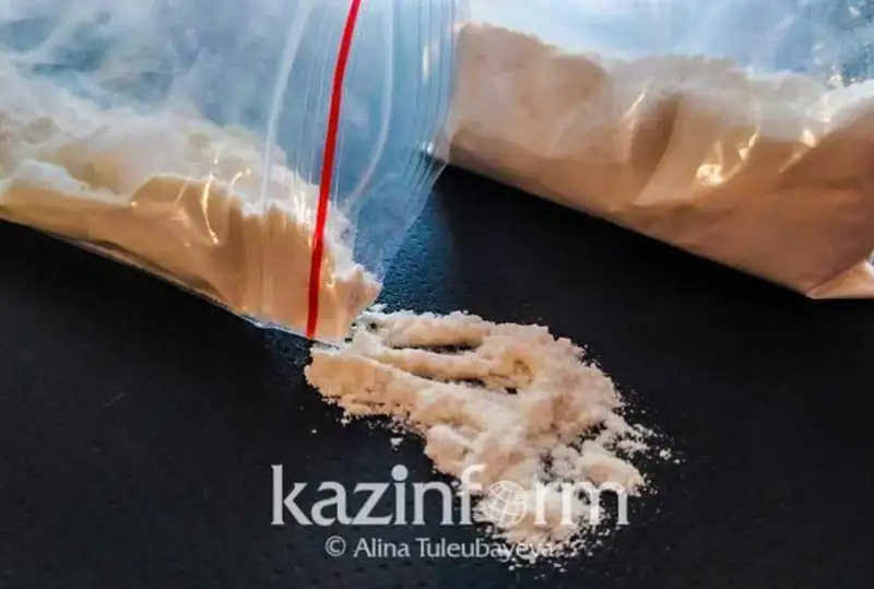 Taldyqorǵanda kúdikti jigitten iri kólemde sıntetıkalyq esirtki tárkilendi