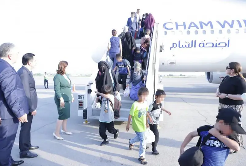 Операция «Жусан»: в Казахстан привезли еще одну соотечественницу с 4 детьми