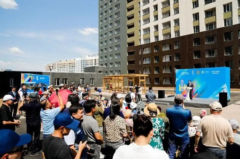 Bıyl 30-dan astam turǵyn úı kesheniniń qurylysyn aıaqtaımyz – Astana ákimi