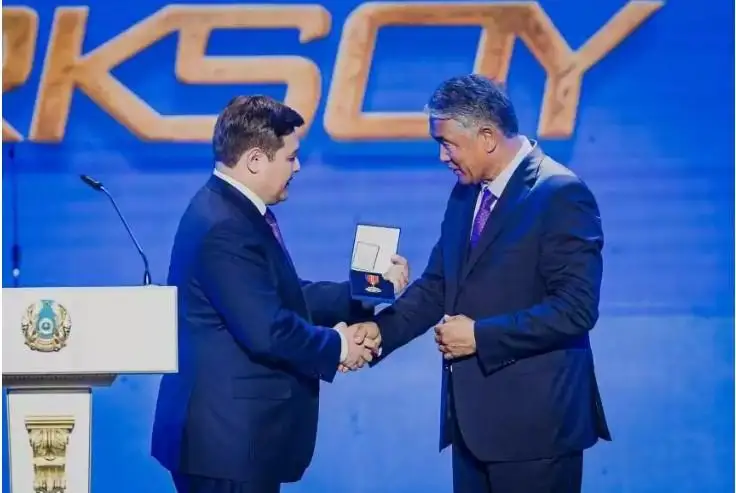 پرەزيدەنت جارلىعىمەن تۇركسوي باس حاتشىسى «دوستىق» وردەنىمەن ماراپاتتالدى