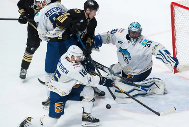 Озвучено положение «Барыса» в борьбе за плей-офф КХЛ после поражения от «Адмирала»