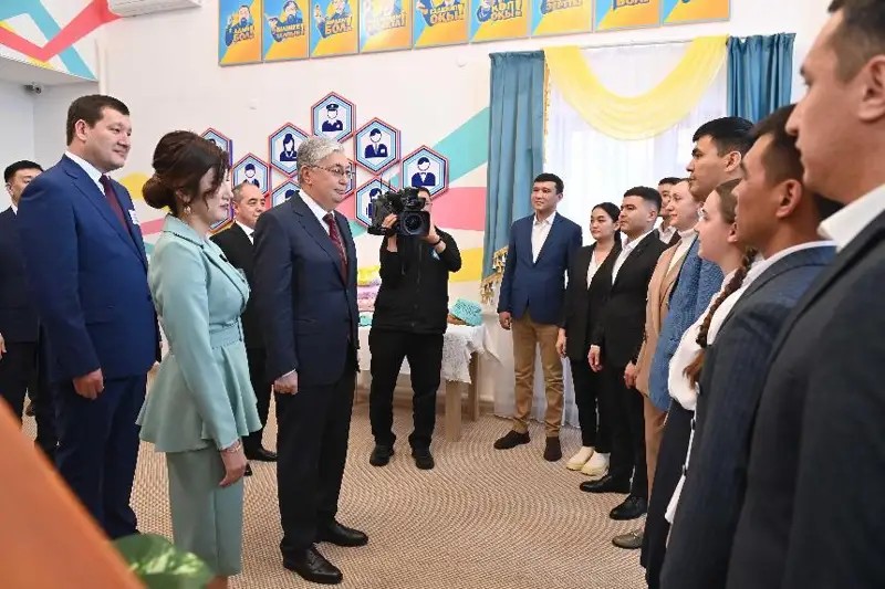 Memleket basshysy BQO-nyń belsendi jastarymen kezdesti