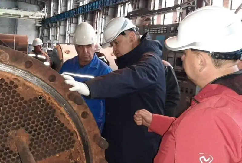 Аким ВКО Ермек Кошербаев посетил ТЭЦ в Риддере