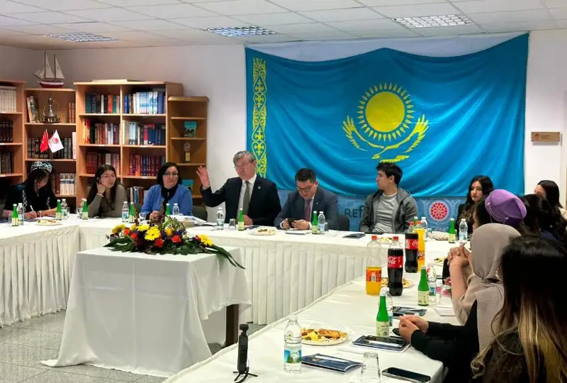 Eýropa qazaqtarynyń quryltaıynda ne aıtyldy