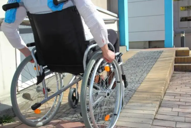 Более 400 соцобъектов полностью адаптированы для лиц с инвалидностью в ЗКО