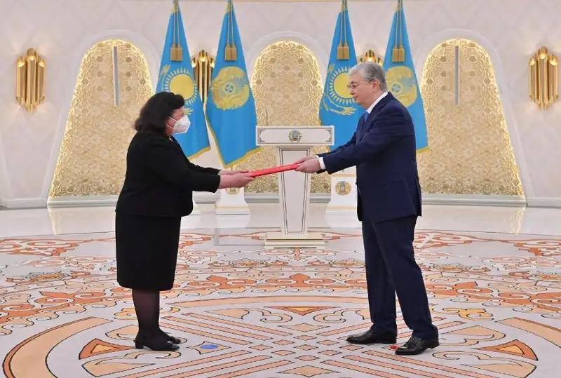 Потомок знаменитого консула, спасшего жертв Холокоста, работает послом в Астане