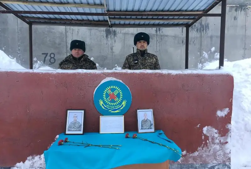 Память погибших во время январских событий солдат почтили в Акмолинской области