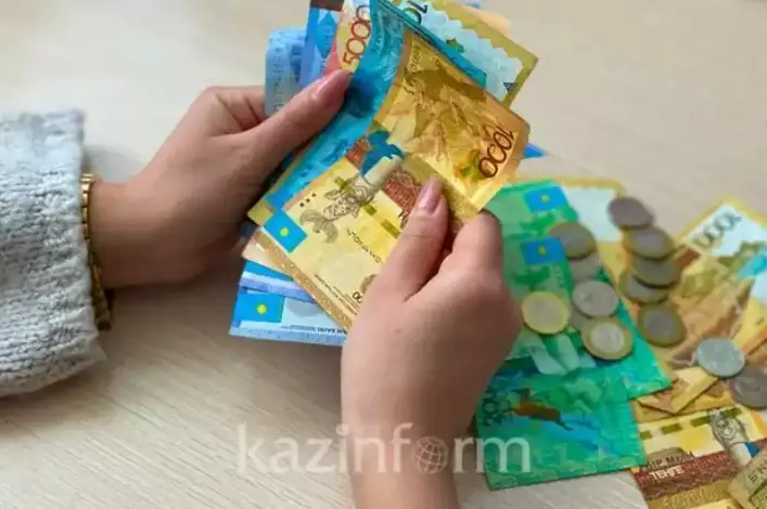 بيىل 4,4 ميلليون ادامنىڭ زەينەتاقى مەن جاردەماقىسىنىڭ مولشەرى ارتادى