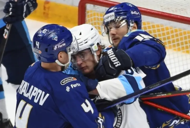 ХК «Барыс» проиграл четвертый подряд матч КХЛ