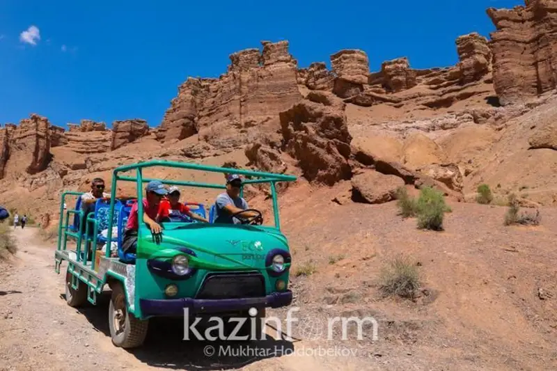 Otbasylyq demalys, mektep týrlary jáne Kids go free: Іshki týrızm qalaı damyp jatyr