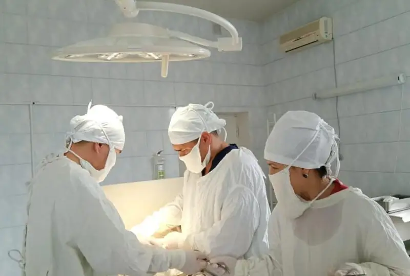 Пациента с ножевым ранением в сердце спасли жамбылские врачи