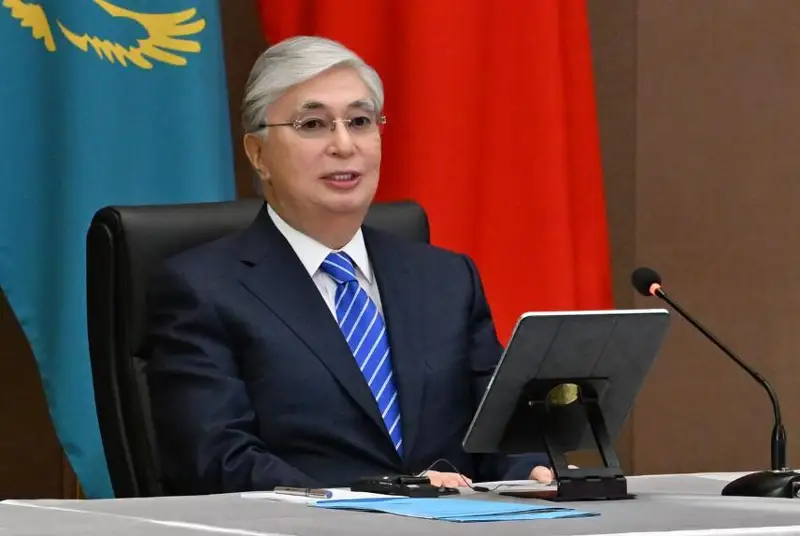 Prezıdent Sıan qalasyndaǵy Qazaqstannyń logıstıka ortalyǵynyń irgetasyn qalaý rásimine qatysty