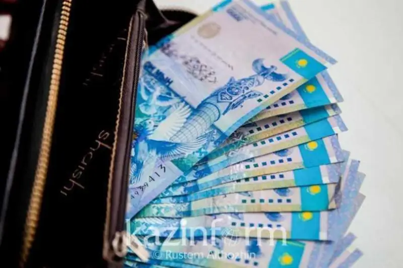 Средняя зарплата в Жетысуской области превысила 250 тысяч тенге