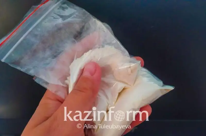 Более 940 кг тяжелых наркотических средств пытались перевезти через границу Казахстана с начала года