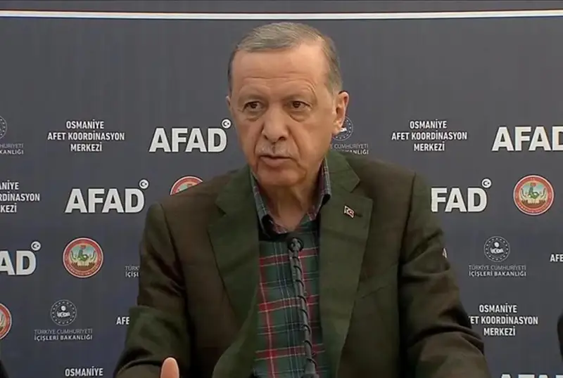 Обеспечить новым жильем всех пострадавших при землетрясениях пообещал президент Турции