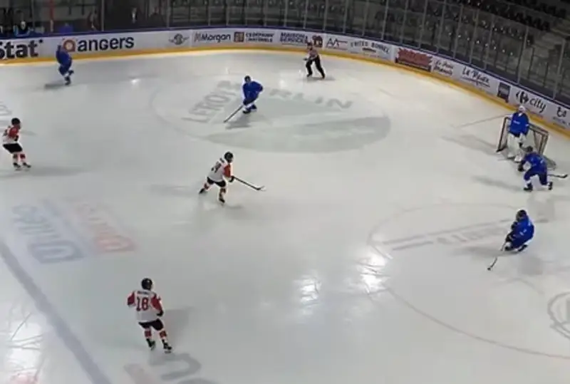 Хоккей бўйича жаҳон чемпионати: Қозоғистон ўсмирлари Японияни йирик ҳисобда мағлуб этишди