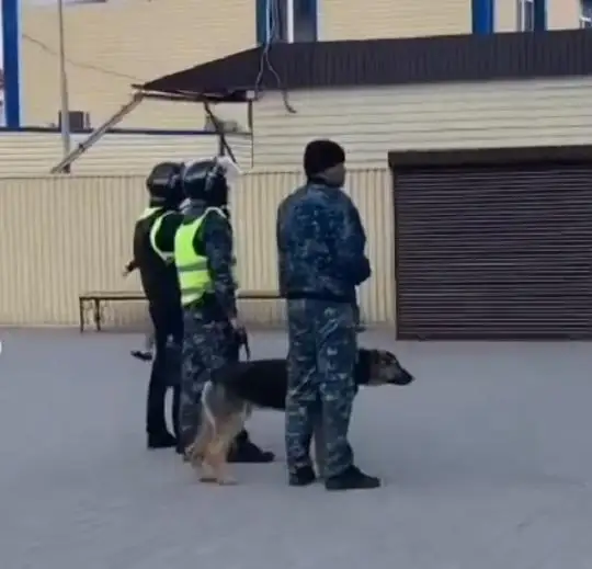 Kókshetaýda saýda úıine «bomba qoıǵan» adam izdestirilip jatyr