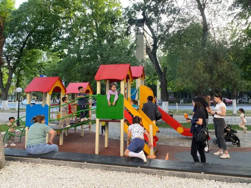 Новая детская площадка открылась в Таразе