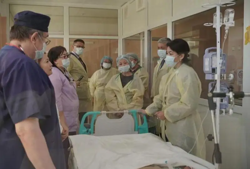 دەنساۋلىق مينيسترلىگى قاراعاندىدا ۋلانعان بالالار تۋرالى: كلينيكالىق بەلگىلەر تاماقتان ۋلانباعان