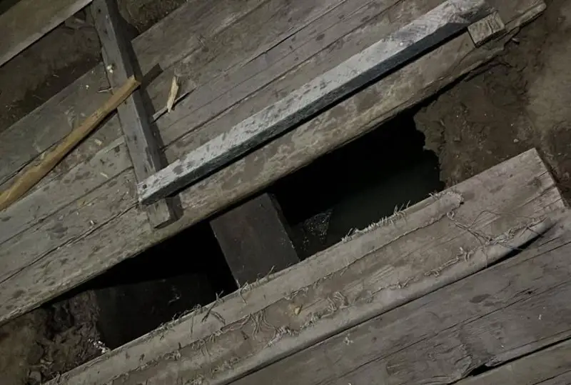 Тело ребенка нашли в септике в Павлодарской области