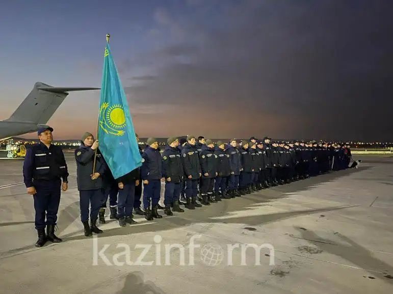 ҚР Президенти қутқарувчиларни мукофотлаш тўғрисидаги Фармонни имзолади