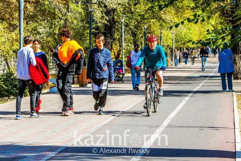 Новая велодорожка появилась в Алматы