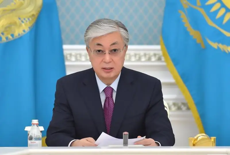 Президент поручил главе МЧС возглавить работу по борьбе с пожарами в области Абай