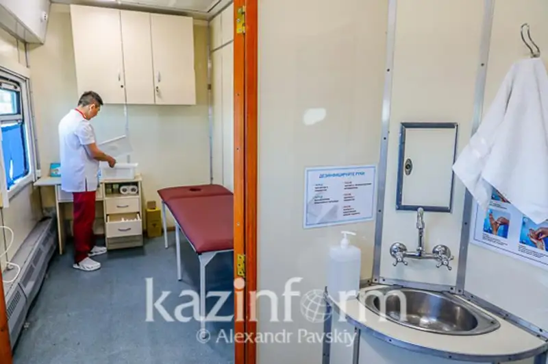 Медицинский поезд «Саламатты Қазақстан» прибудет на станцию Адыр