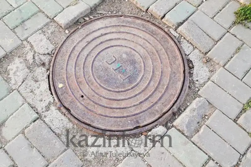 В ЗКО скончался ребенок, упав в открытый колодец